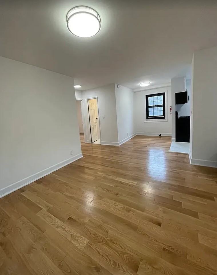 14129 78th Ave #2C - Photo 3 of 5