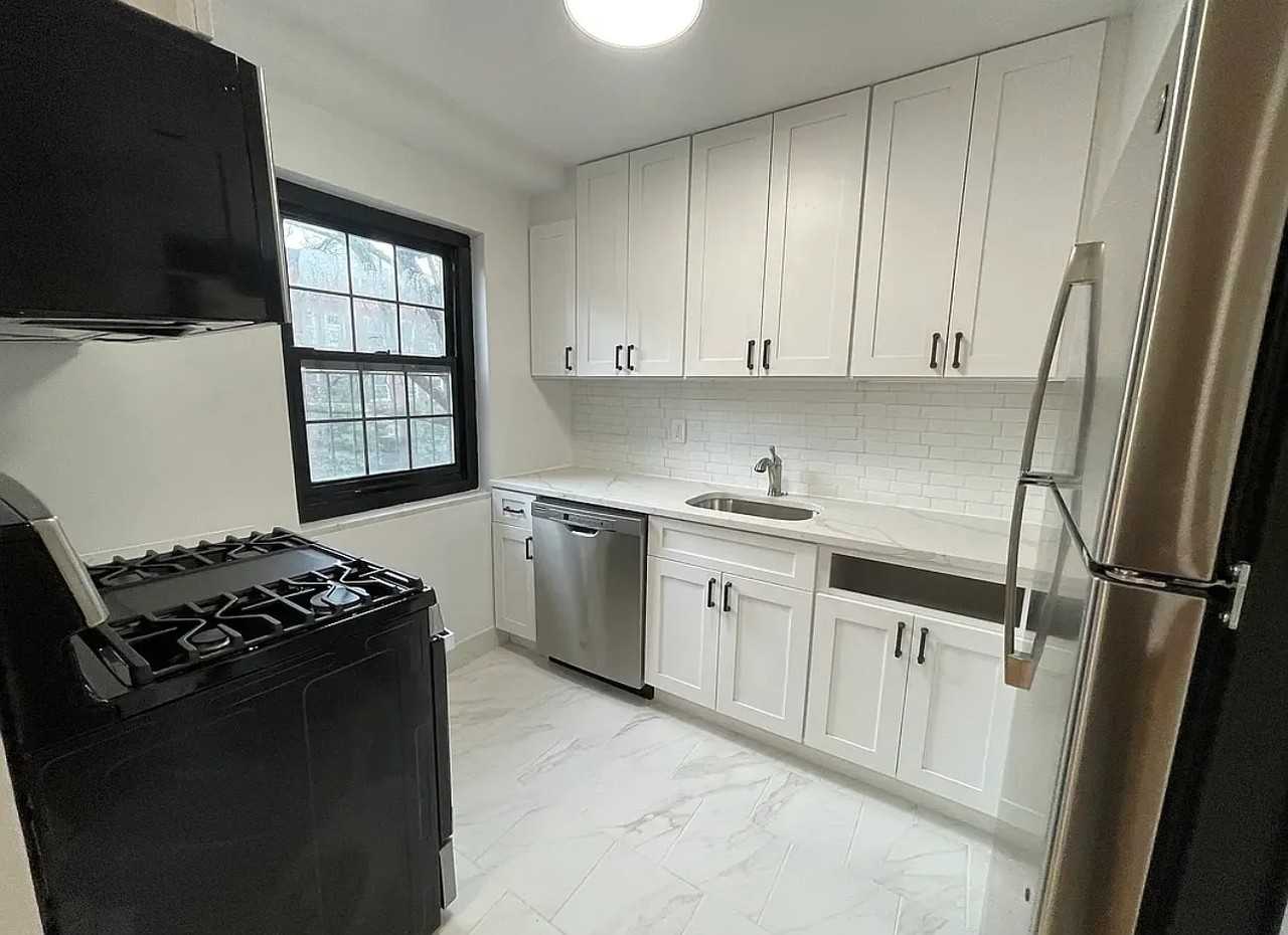 14129 78th Ave #2C - Photo 5 of 5