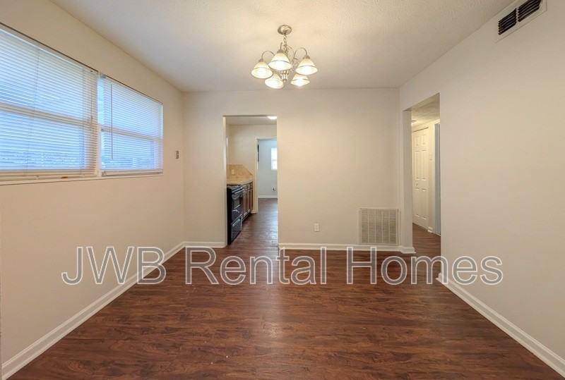 6622 Burpee Dr S - Photo 4 of 16
