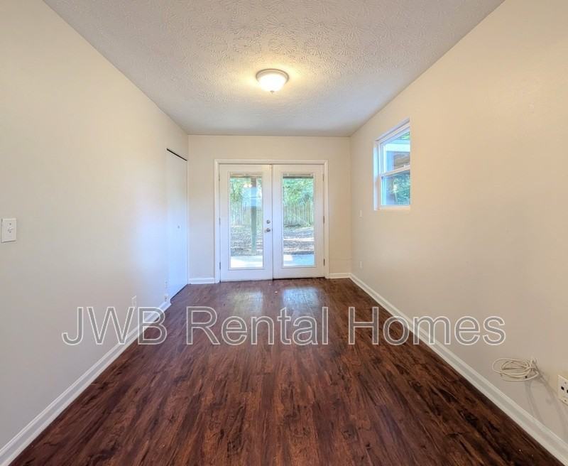 6622 Burpee Dr S - Photo 6 of 16