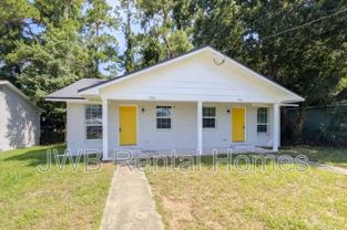 7815 Jasper Ave - Photo 1 of 1