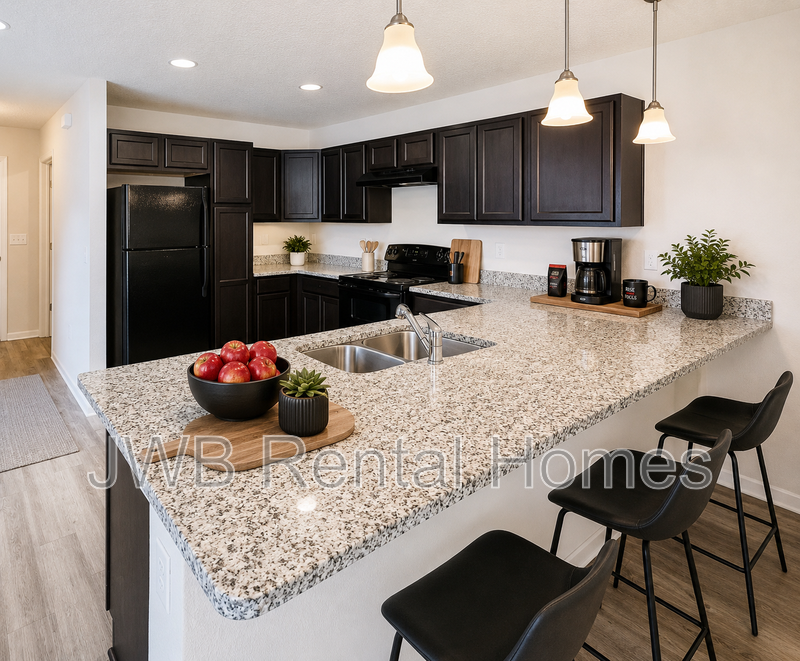 8828 Galveston Ave - Photo 3 of 11