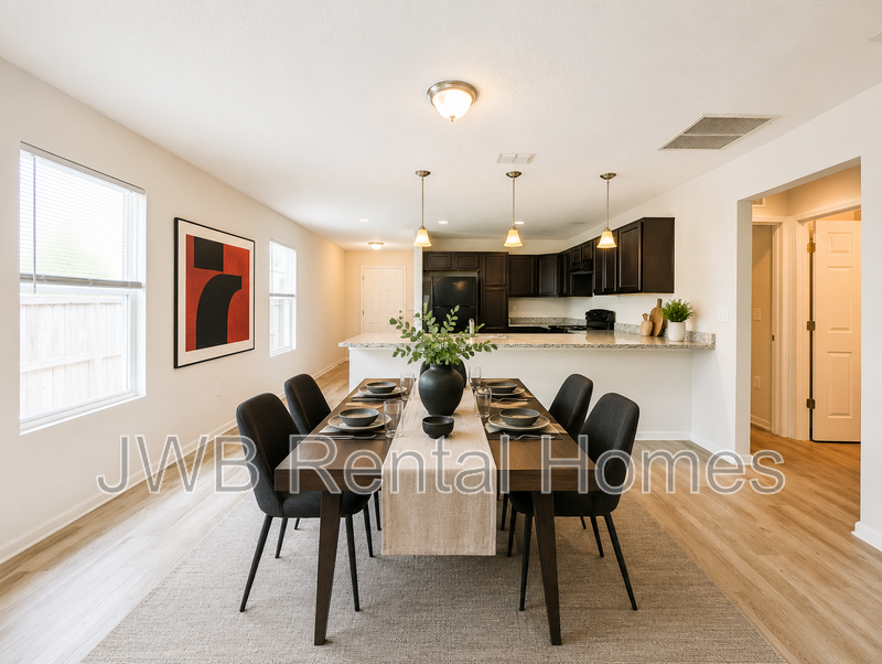 8828 Galveston Ave - Photo 5 of 11