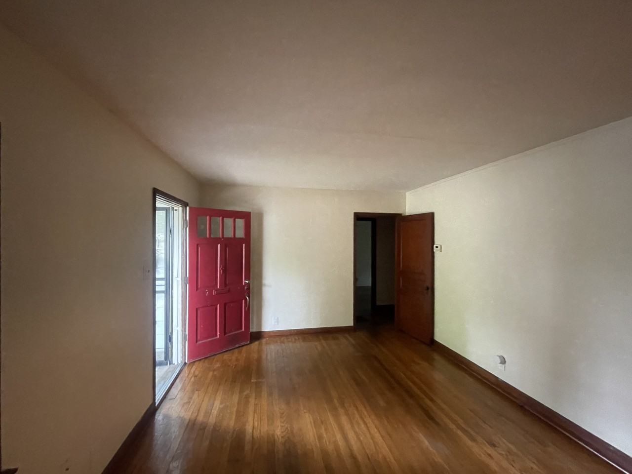3676 Tutwiler Ave - Photo 2 of 7