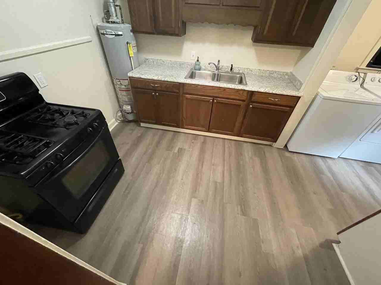 3676 Tutwiler Ave - Photo 4 of 7