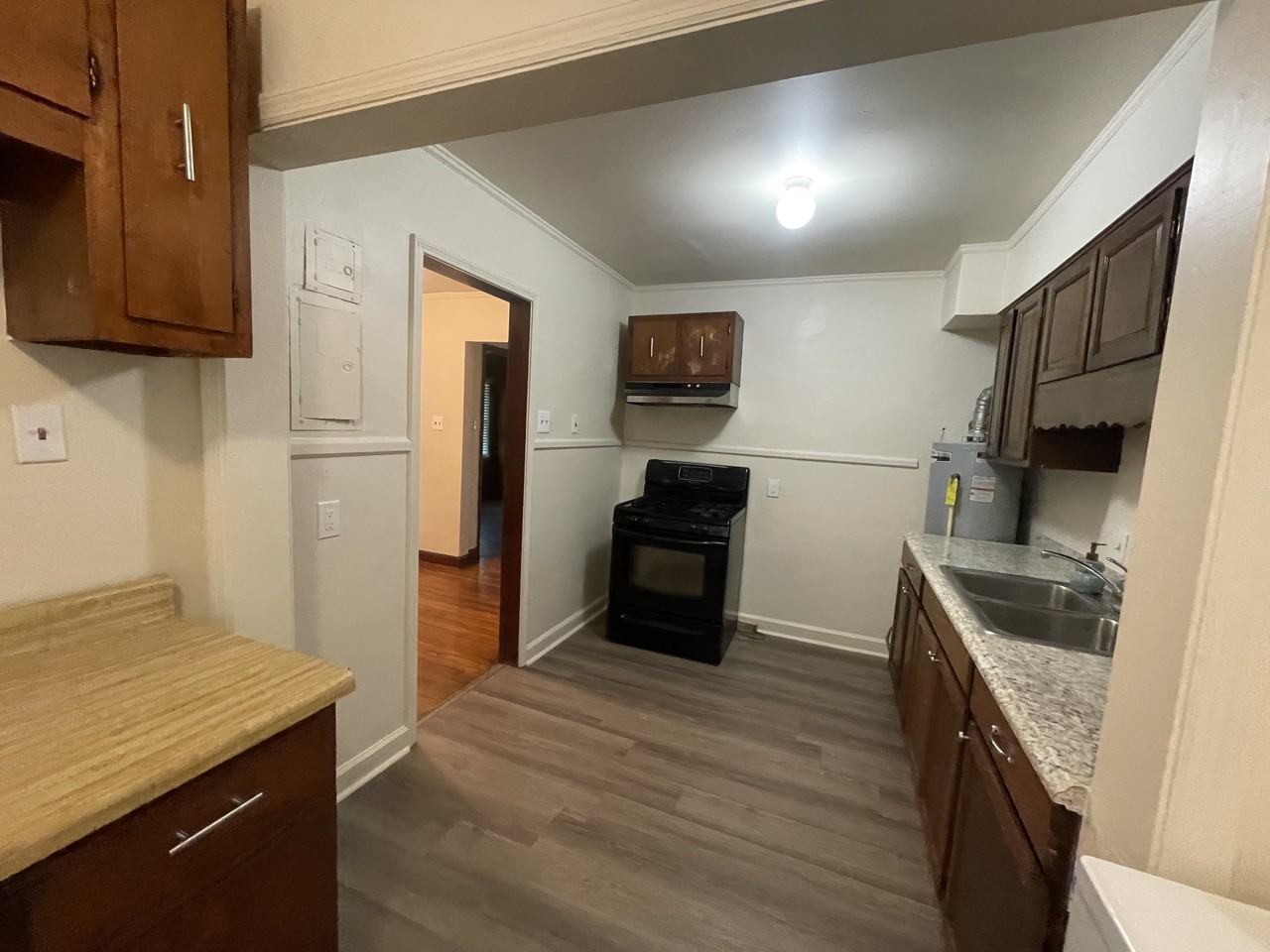 3676 Tutwiler Ave - Photo 6 of 7