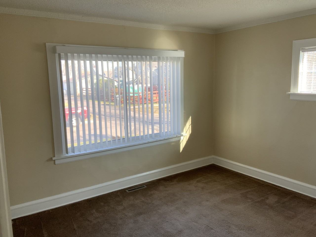 1716 N 26Th St - Photo 3 of 16