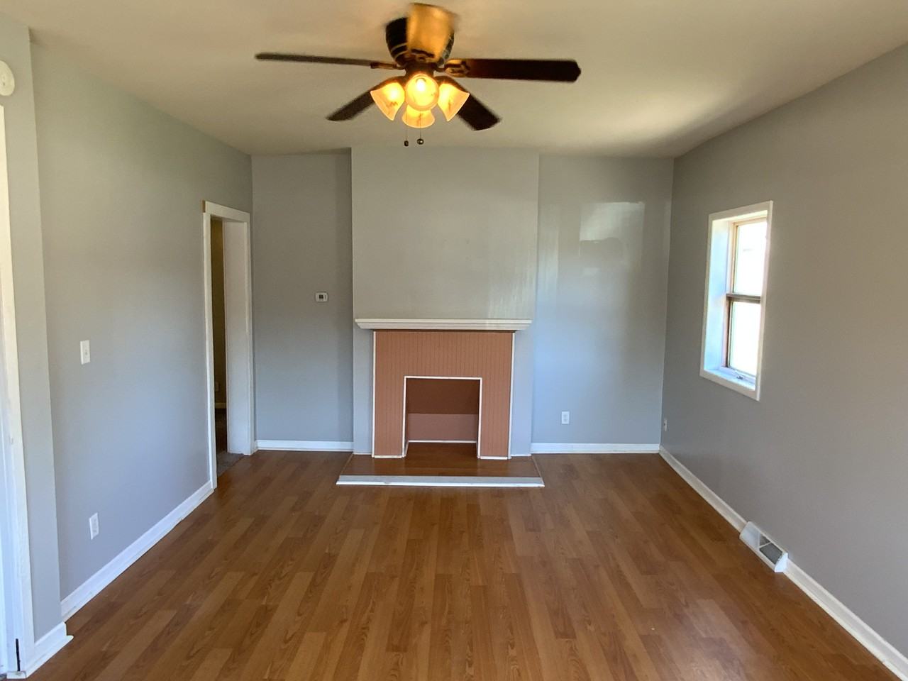 1809 N 17th St - Photo 6 of 15