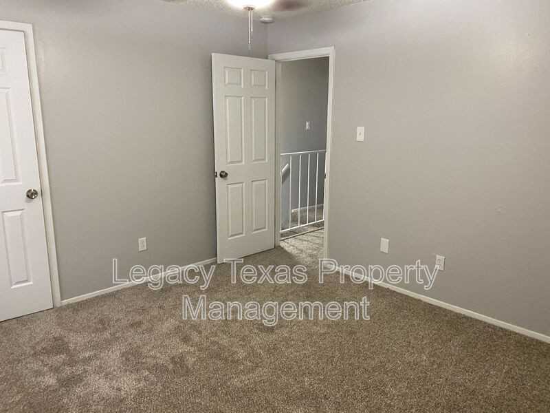 1604 Sun Valley Dr #B - Photo 6 of 22