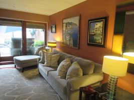 featured image of 685 Main St #3