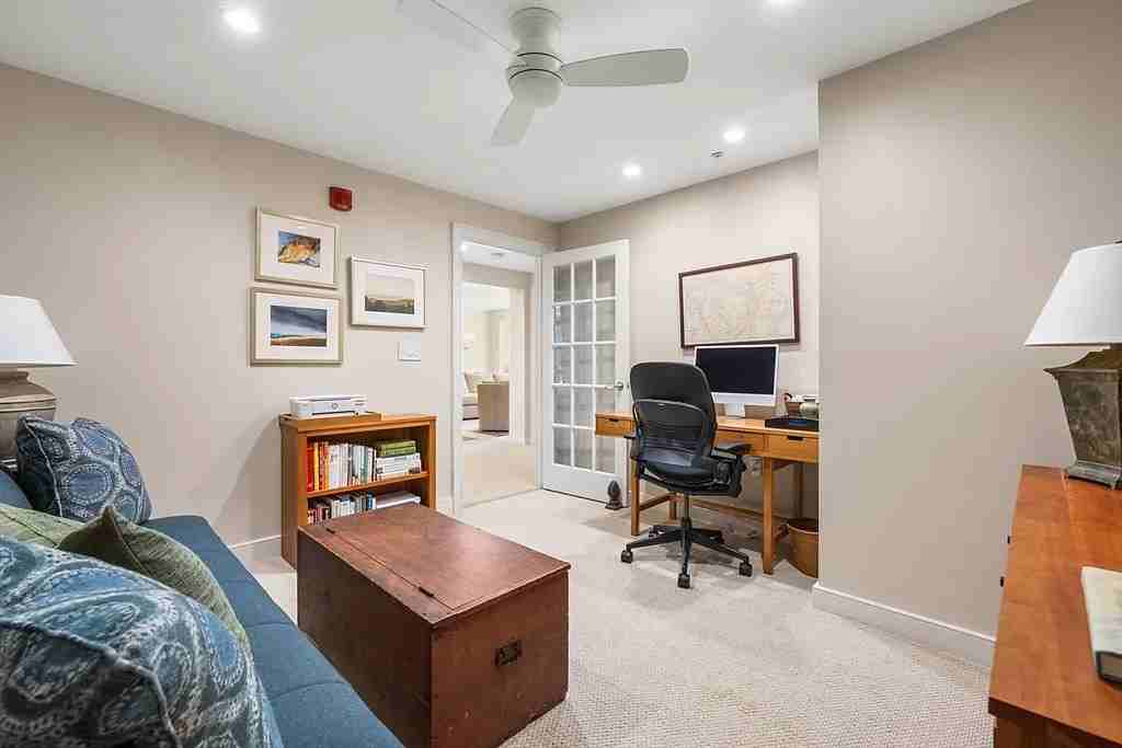 88 Wharf St #511 - Photo 4 of 16