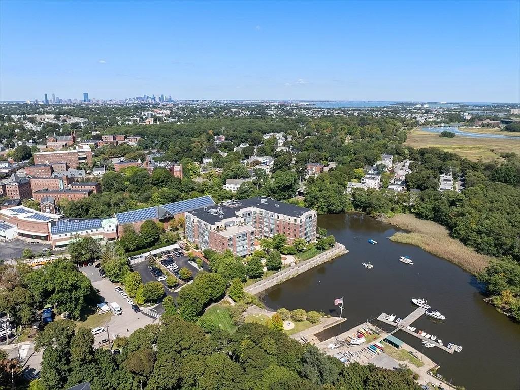 88 Wharf St #511 - Photo 5 of 16