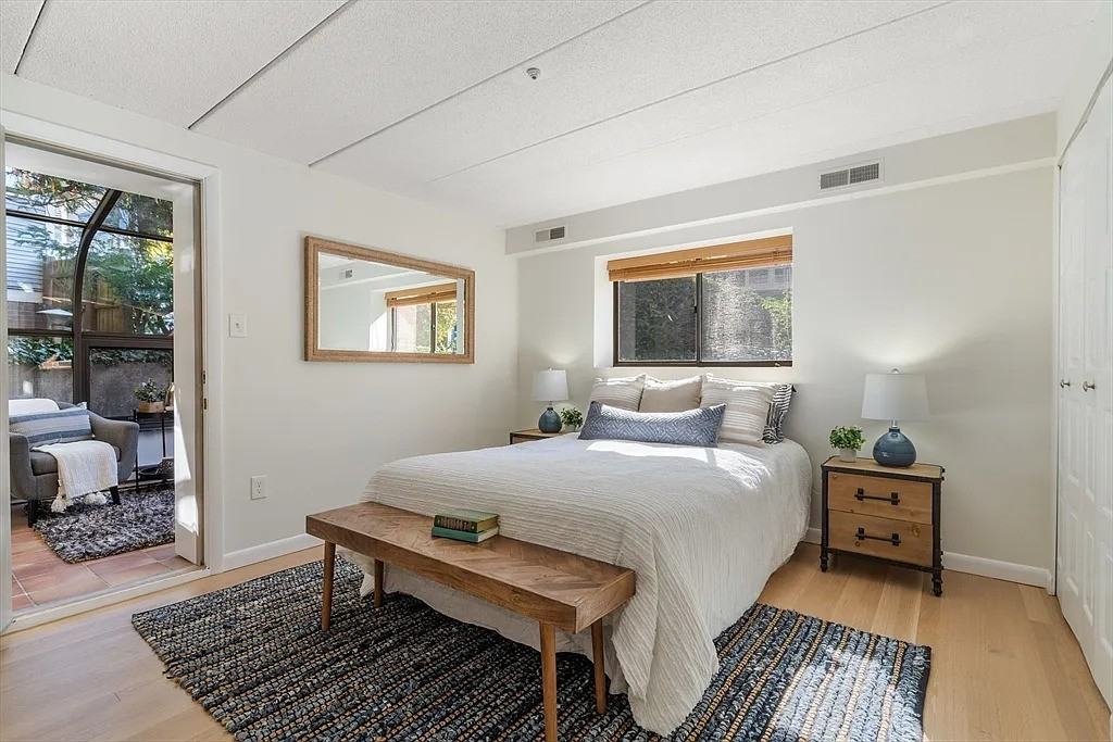 17 Healey St #101 - Photo 5 of 12