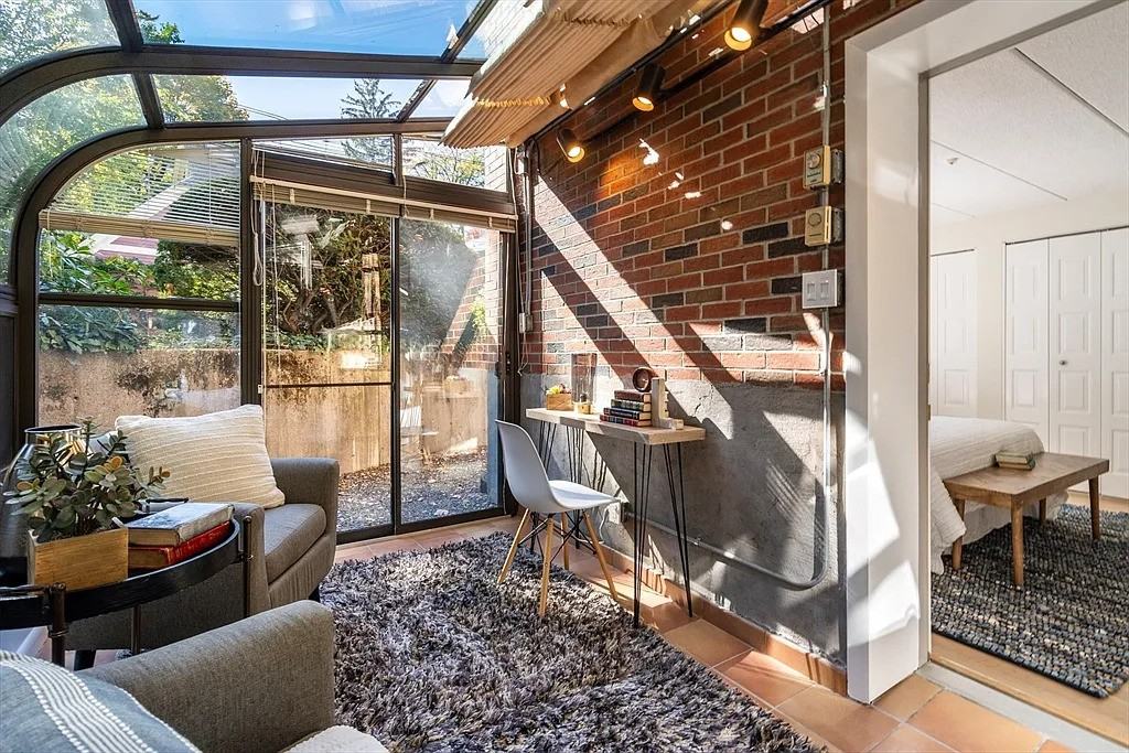 17 Healey St #101 - Photo 7 of 12