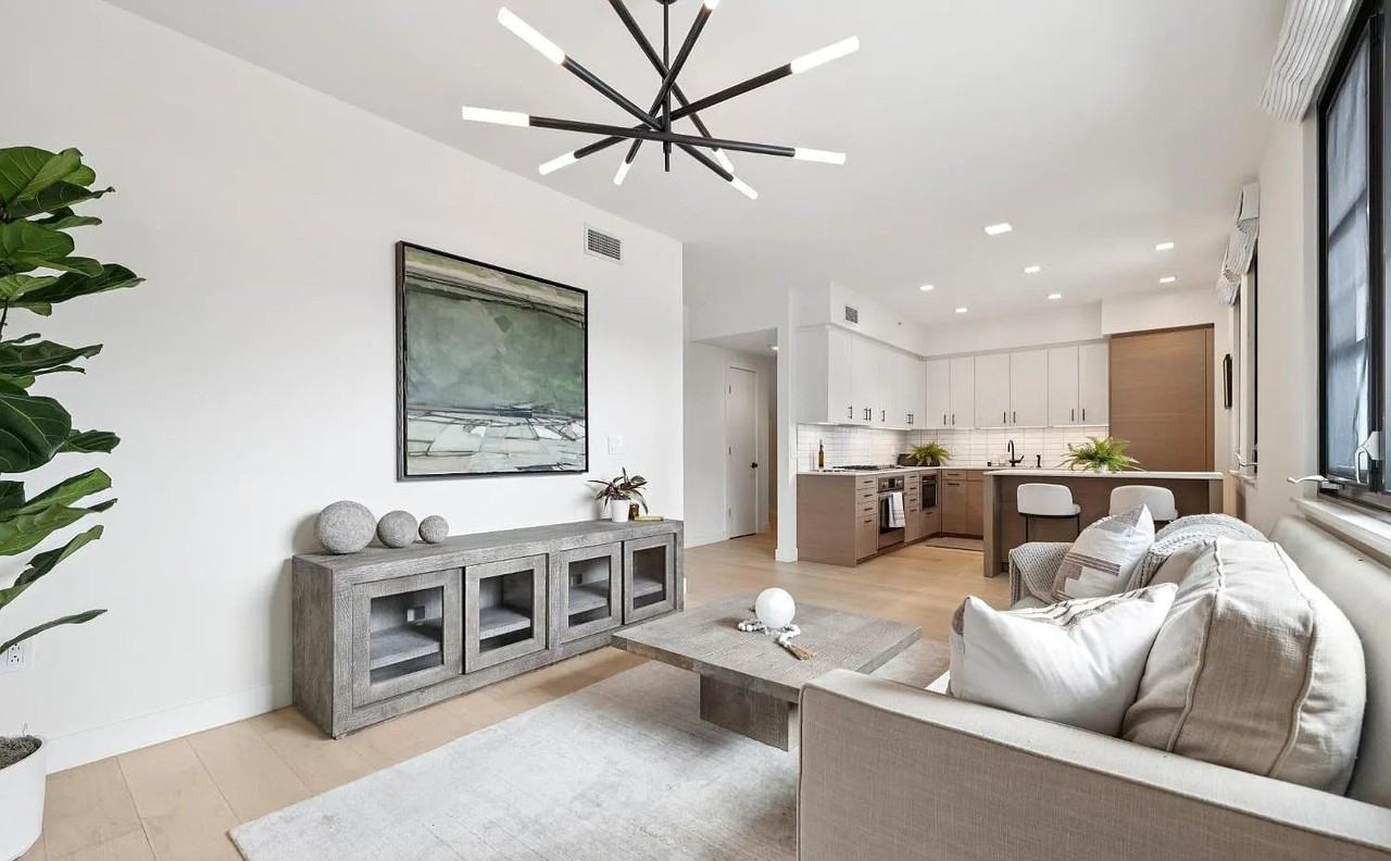 1598 Bay St #104 - Photo 5 of 19