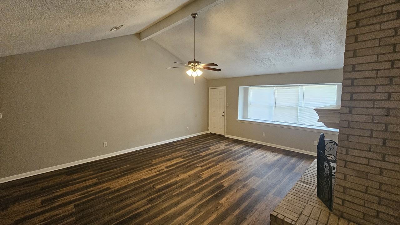 23915 Spring Fork Dr - Photo 3 of 22