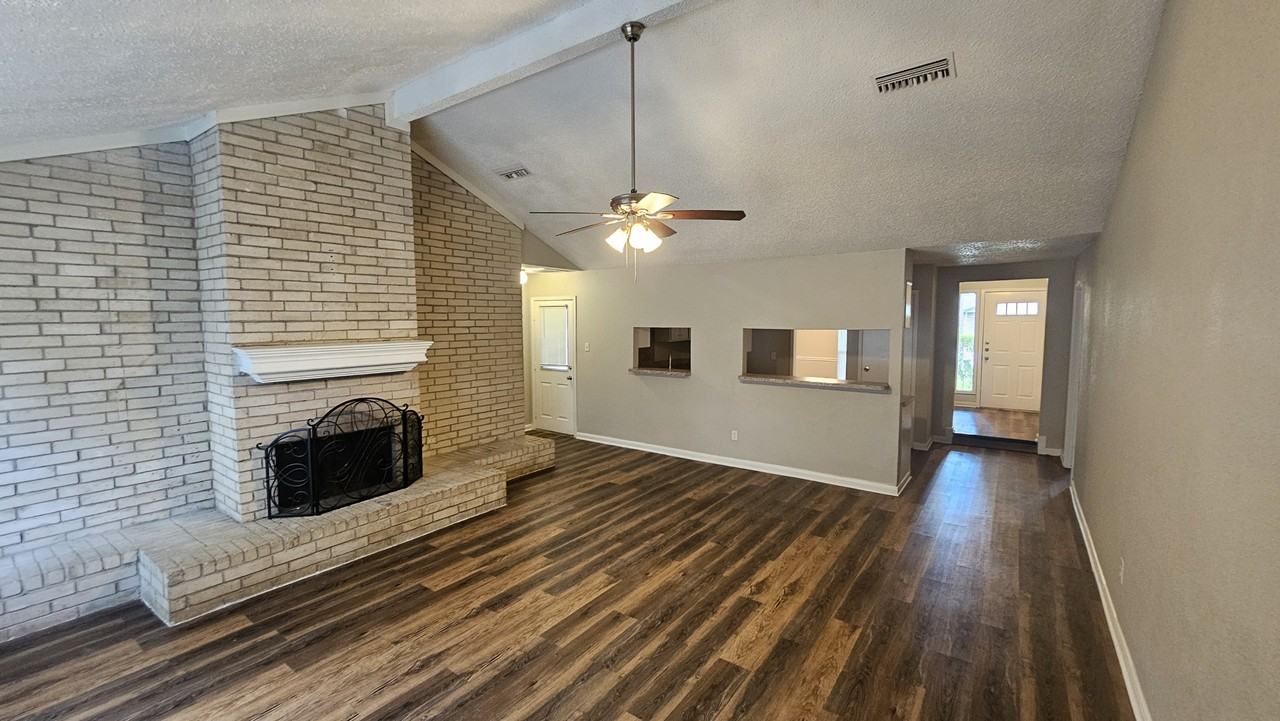 23915 Spring Fork Dr - Photo 6 of 22