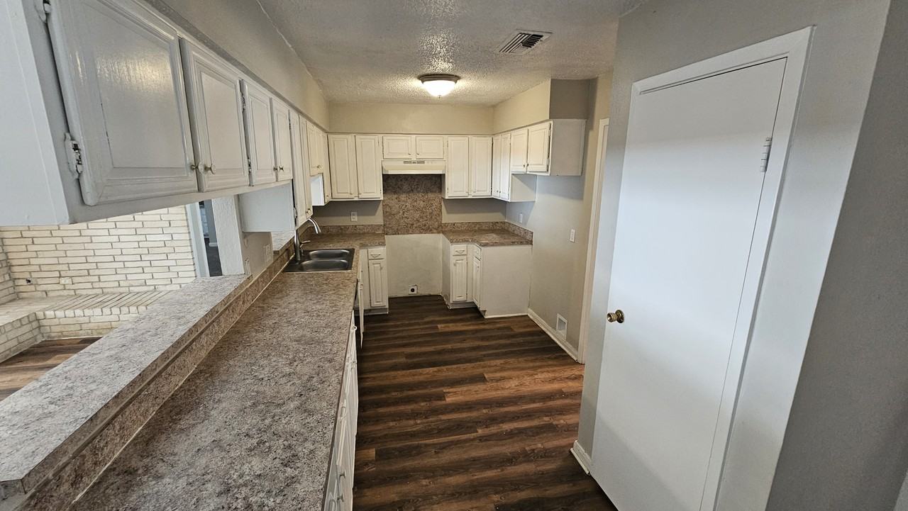 23915 Spring Fork Dr - Photo 7 of 22