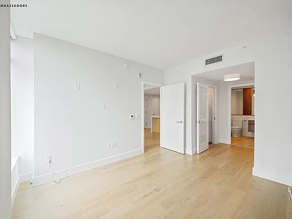 319 Schermerhorn St - Photo 5 of 8