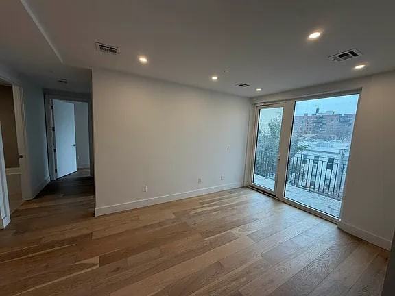 1173 Rogers Ave - Photo 3 of 11