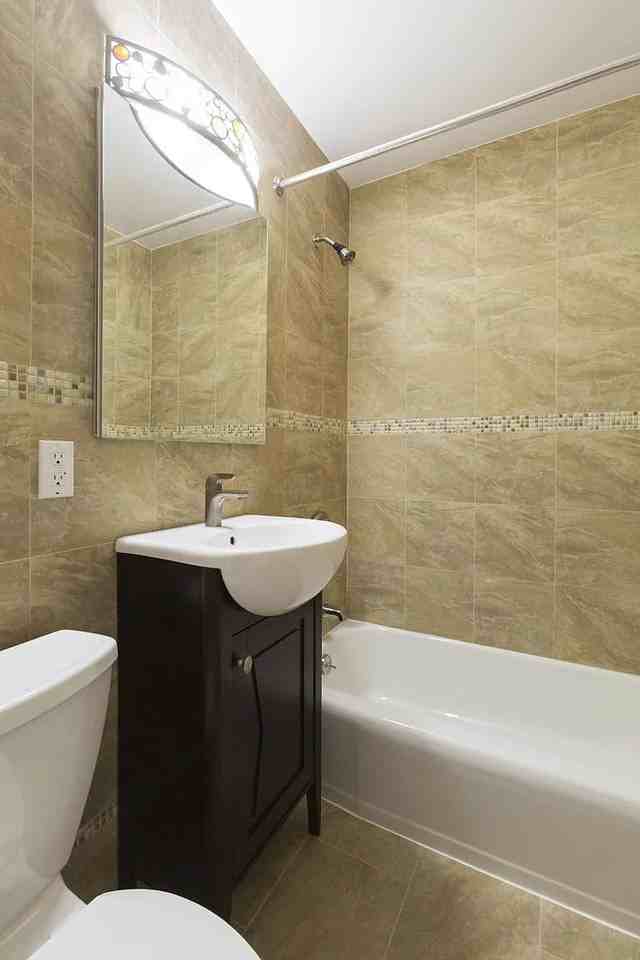 501 Surf Ave - Photo 2 of 7
