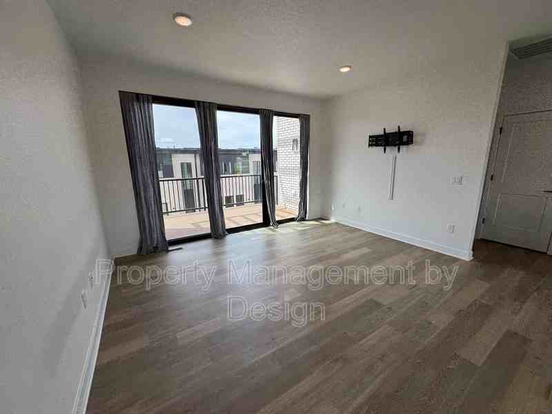 1371 Keosauqua Way - Photo 7 of 18