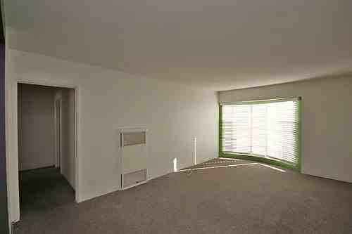 295 S Madison Ave #6 - Photo 2 of 10