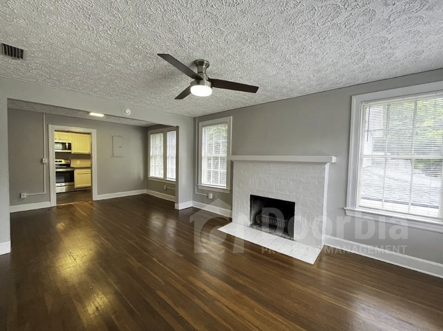 3668 Valencia Rd #4 - Photo 3 of 15
