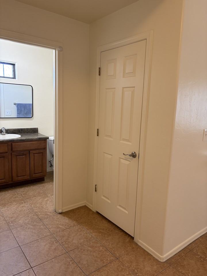 3045 N Estrella Ave - Photo 6 of 27