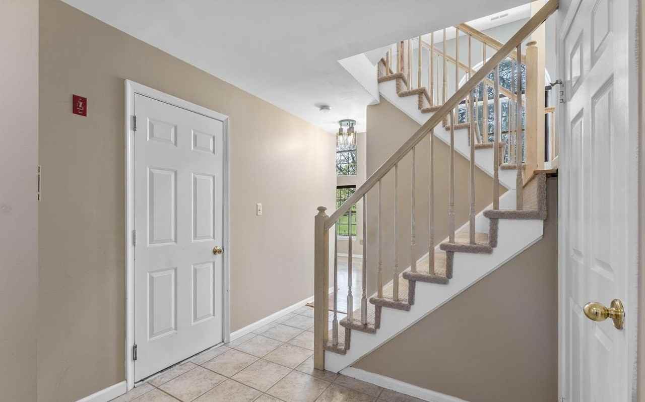 43 Ketley Pl - Photo 2 of 25