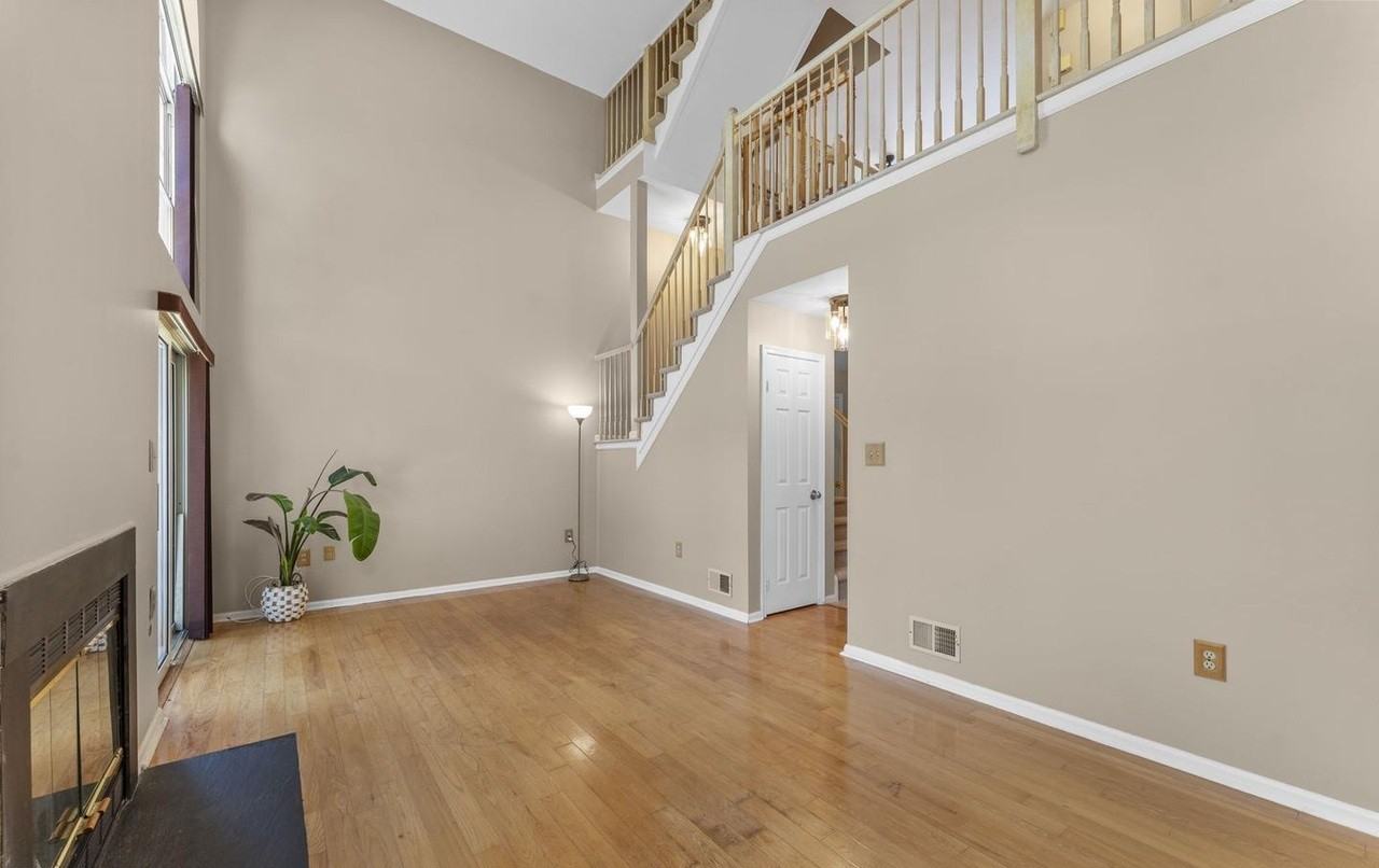 43 Ketley Pl - Photo 6 of 25