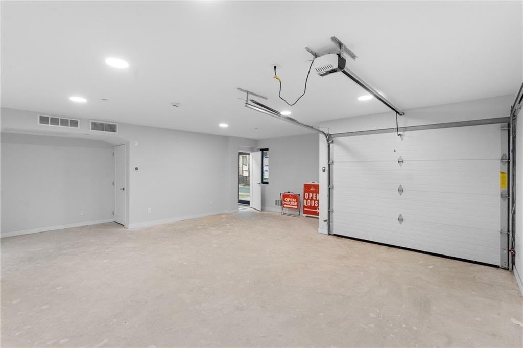 35 Keen Ct - Photo 6 of 24