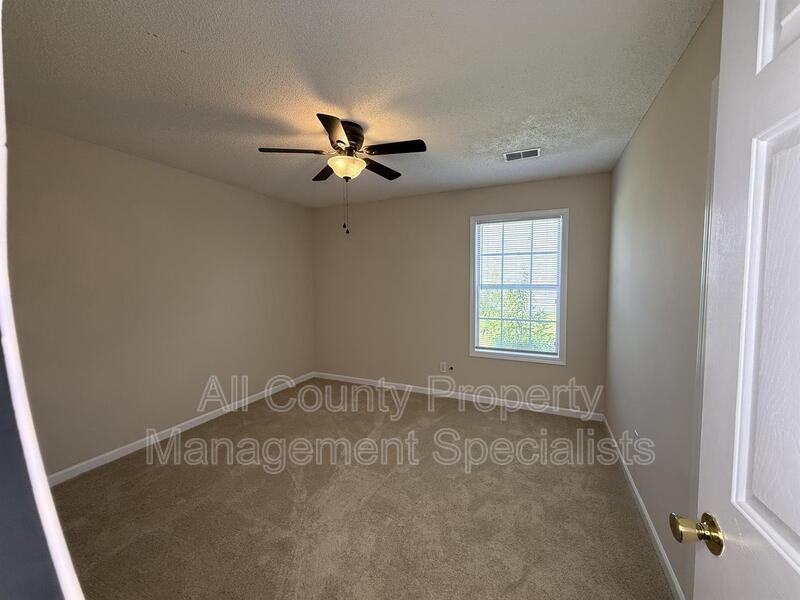 112 Malisa Dr - Photo 5 of 10
