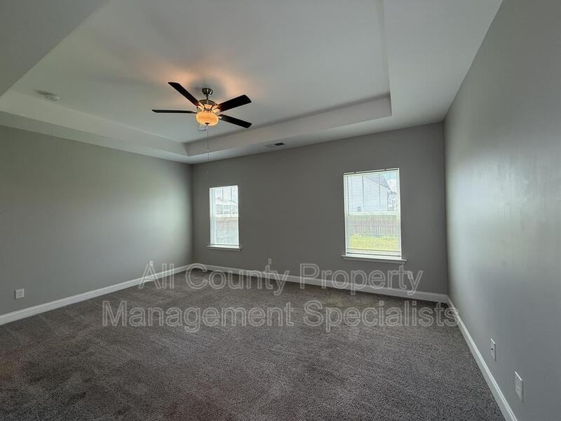 333 Underhill Dr - Photo 5 of 13