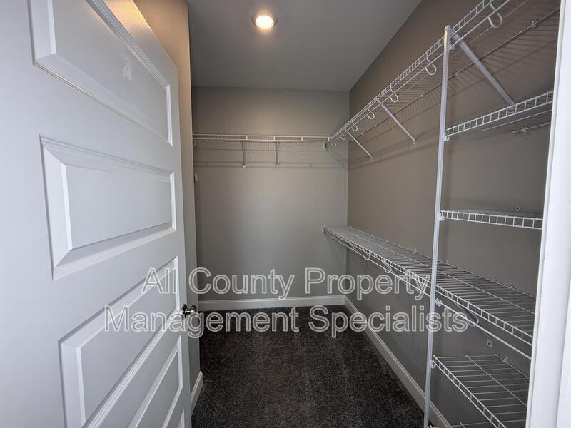 333 Underhill Dr - Photo 6 of 13
