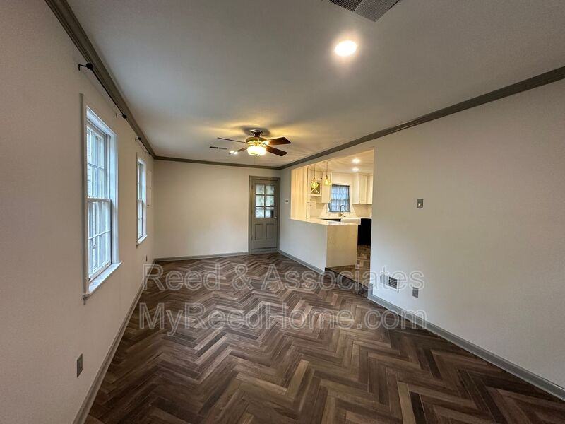 4297 Sequoia Ave - Photo 3 of 12
