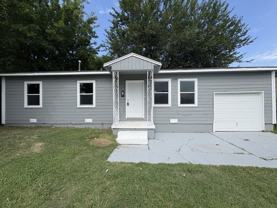 3514 N Hartford Ave - Photo 1 of 1