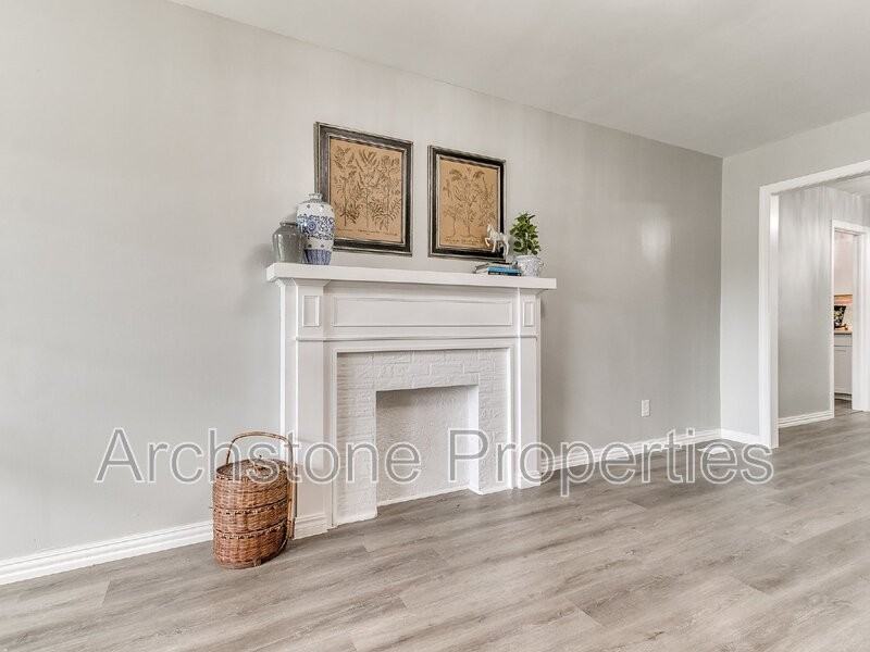 2617 Nw 37th St - Photo 6 of 50