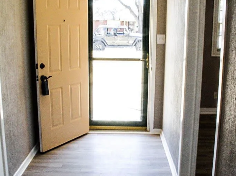3708 48th St - Photo 2 of 20
