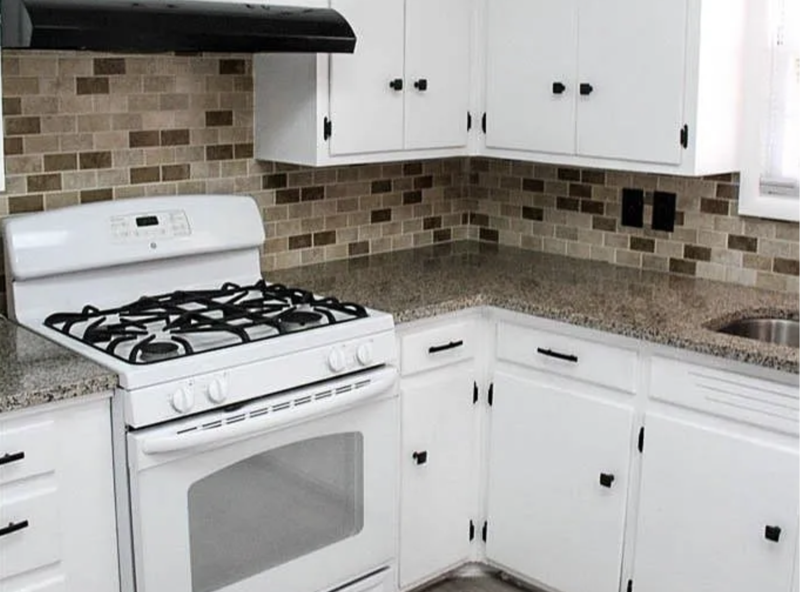 3708 48th St - Photo 4 of 20