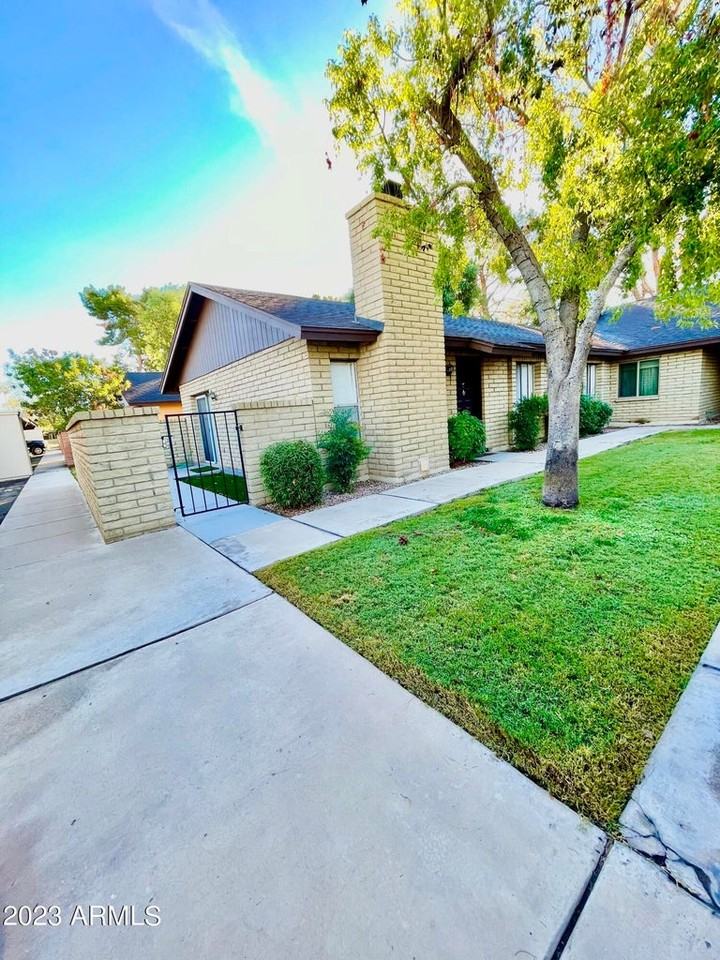 32 W Loma Vista Dr #102 - Photo 2 of 30