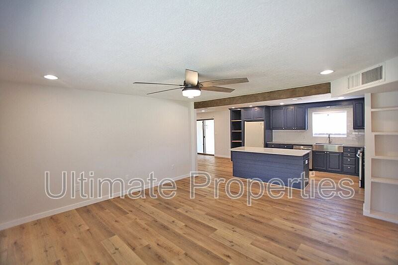 4129 E Bluefield Ave - Photo 6 of 28