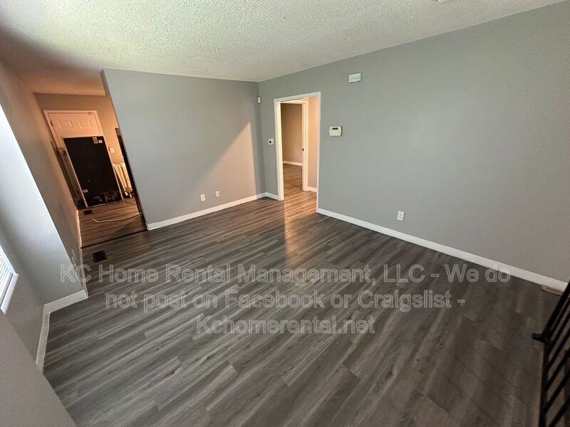 1615 Jackson Ave - Photo 7 of 30