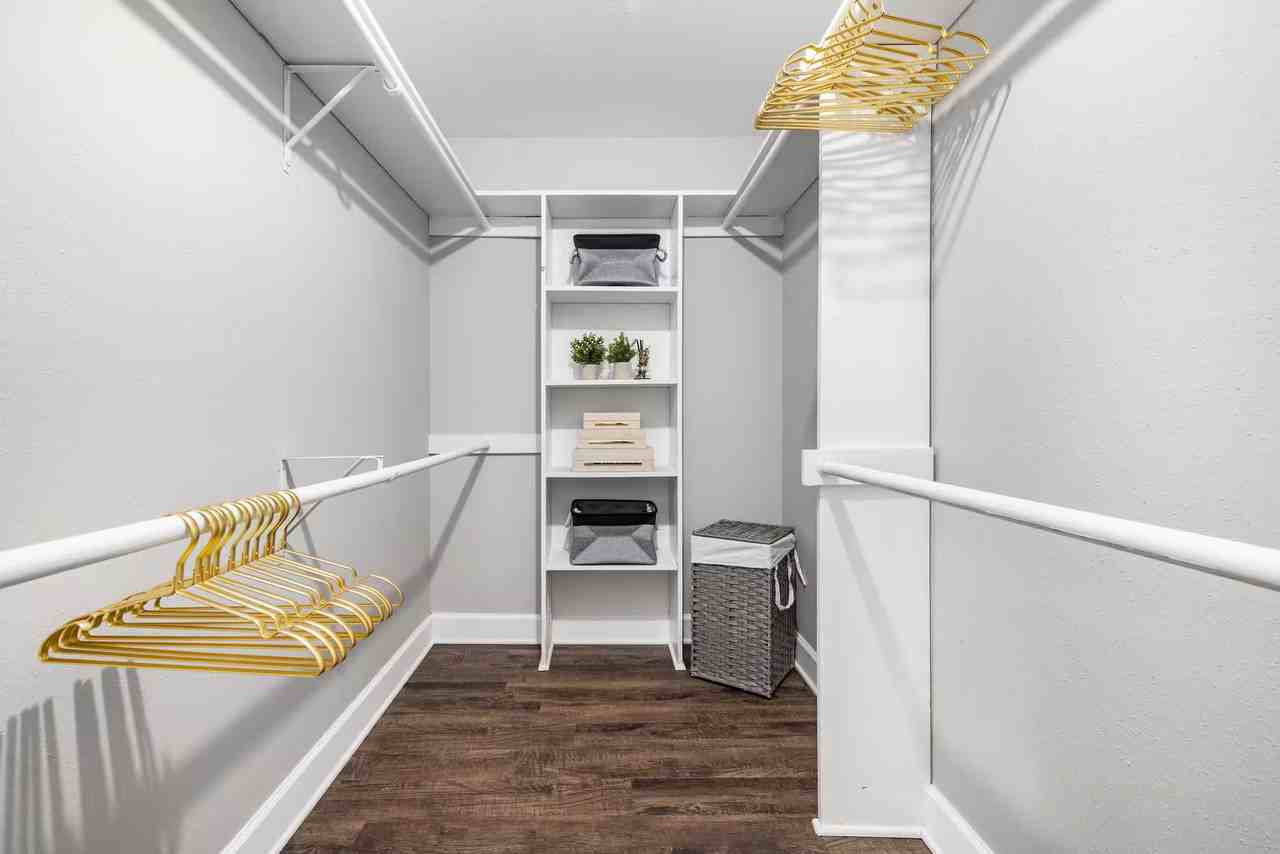 Serena Apartments - Photo 5 of 10