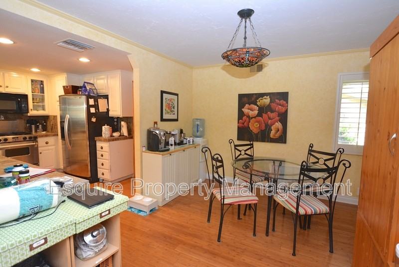 3104 Charlotte St - Photo 7 of 23