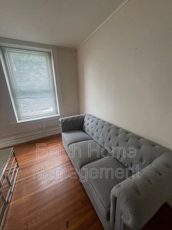 832 N 5th St #2 - Photo 2 of 5