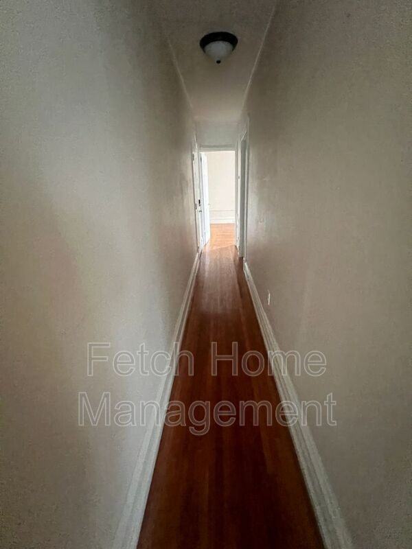 832 N 5th St #2 - Photo 4 of 5