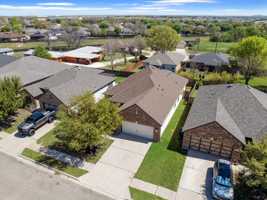 featured image of 1214 Lonesome Oak Dr
