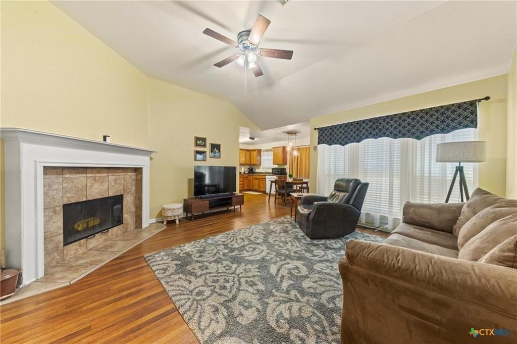 1214 Madison - Photo 7 of 26