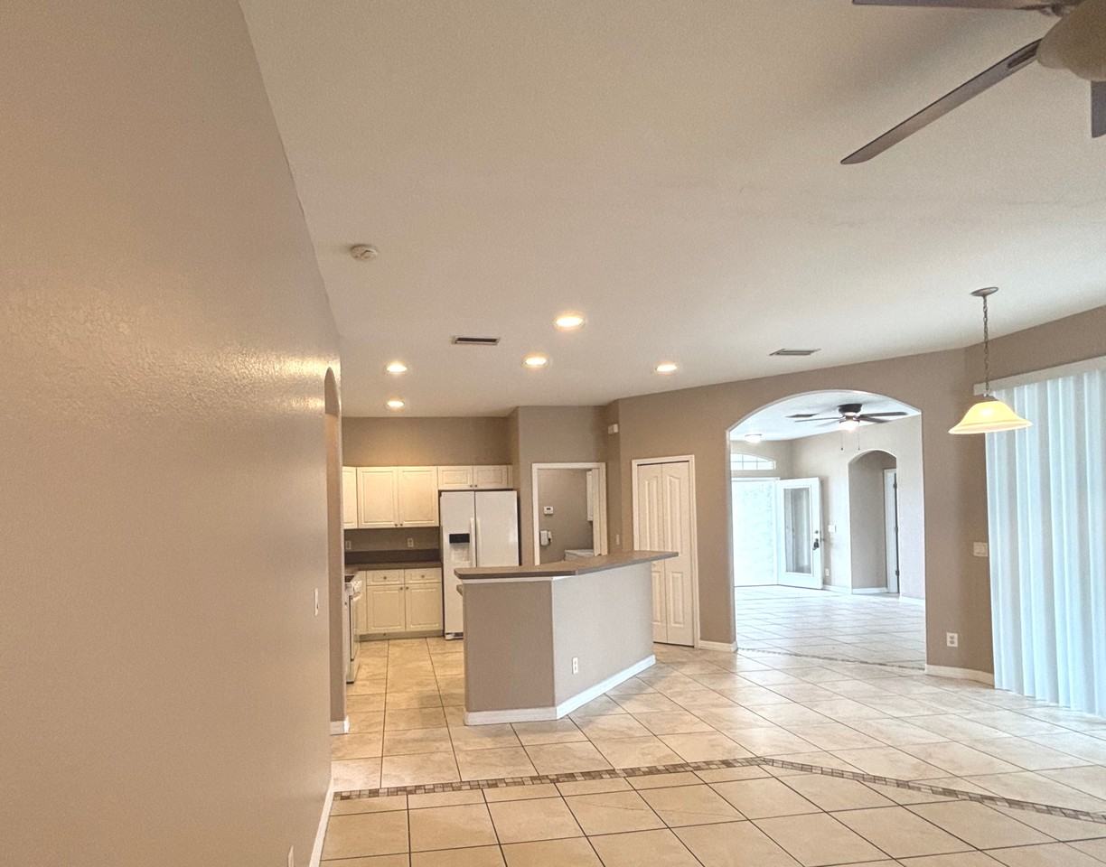 3074 Brampton Ter - Photo 7 of 22